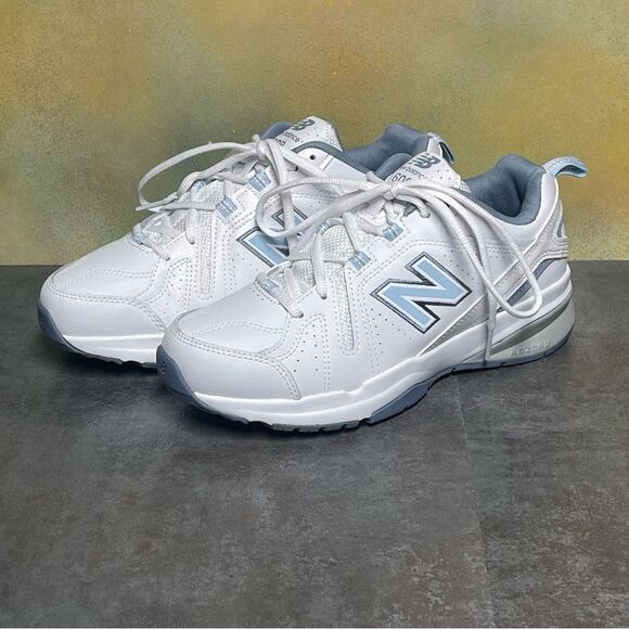 New Balance 608v5 Women's White Wide Leather Sneakers Size 9D - Picture 3 of 16